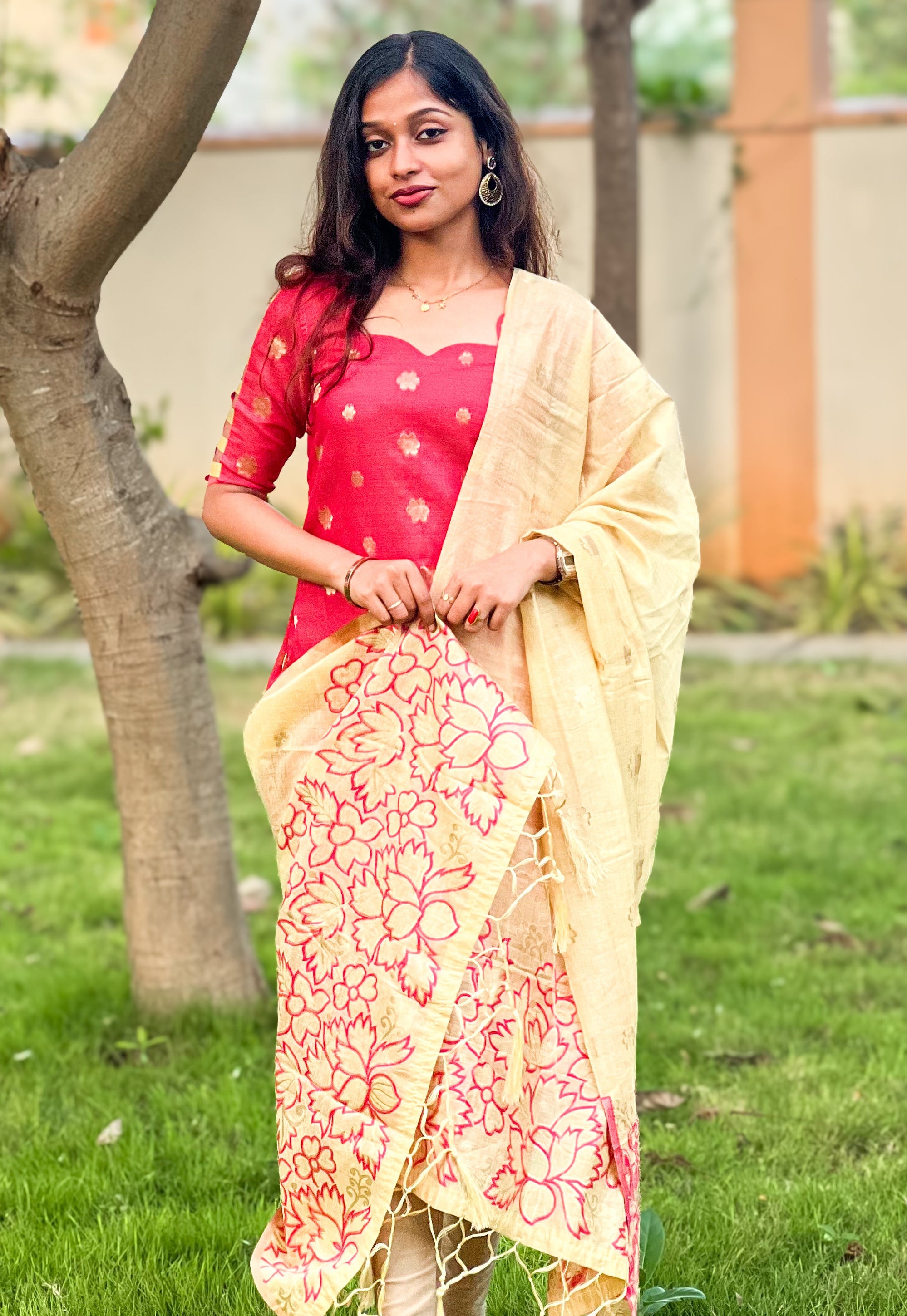 Premium Red Chanderi Kurta with Gold Dupatta