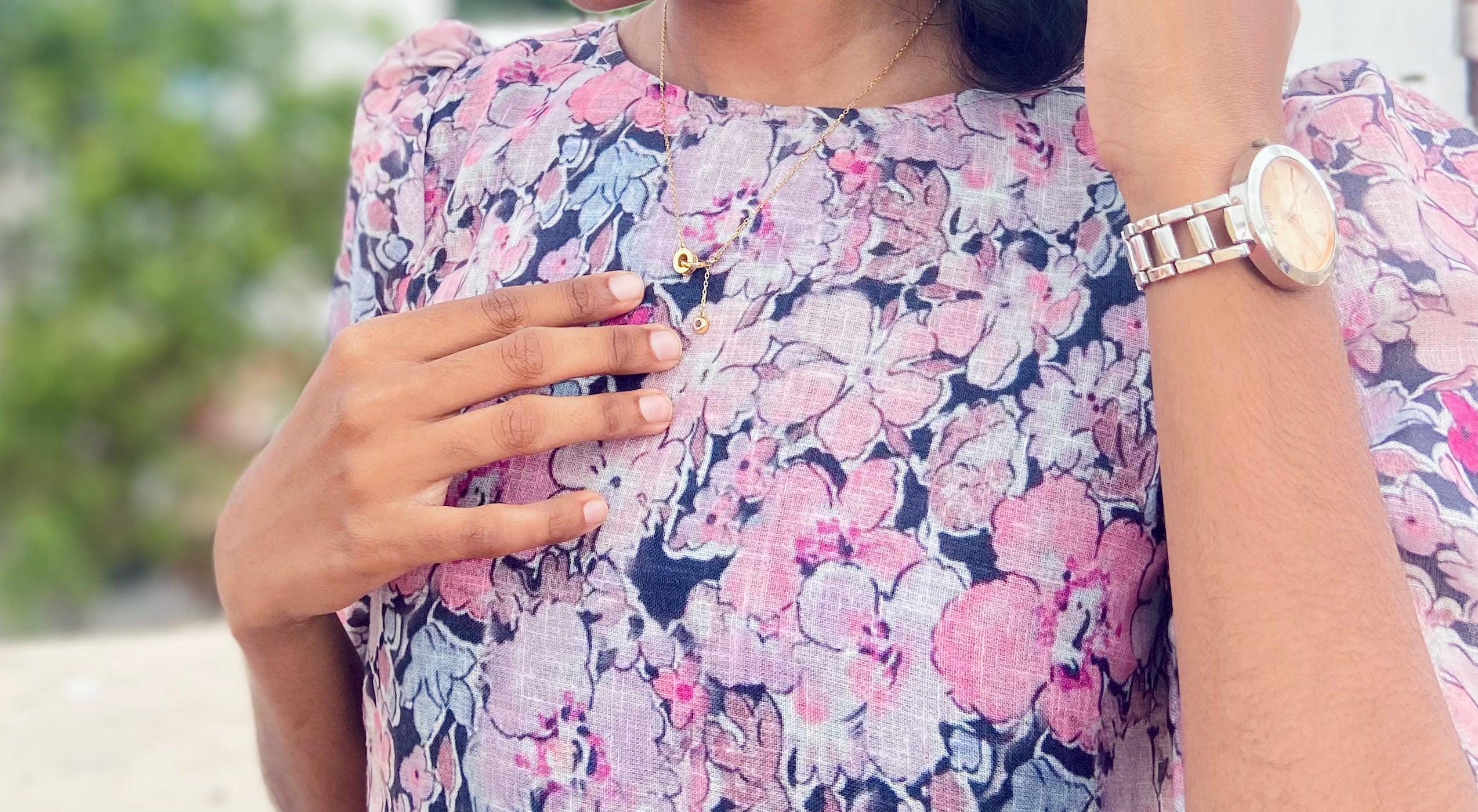 Floral Fantasy - Pastel pink Floral printed Linen Kurti